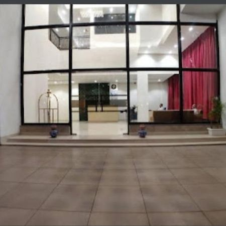 Derby Greens Hotel Bhopal Exterior foto